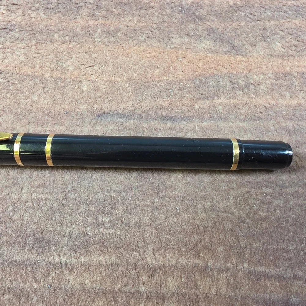Waterman Fountain Pen Black Gold Good Fine Nib Paris France Boxed